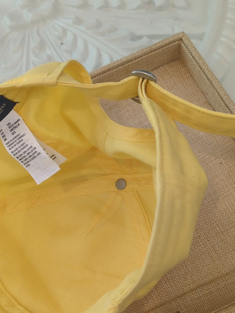 American Eagle Outfitters Yellow 